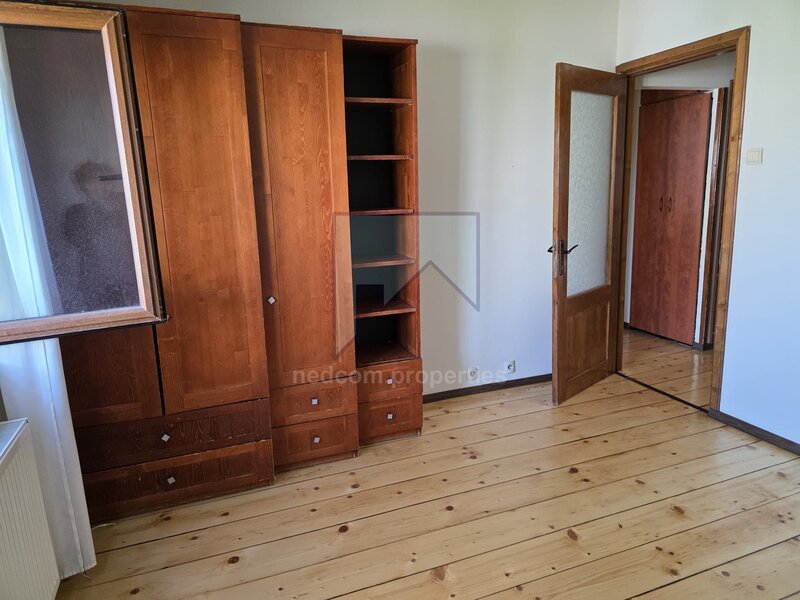 Novaci, Sebastian, inchiriere apartament 3 camere.