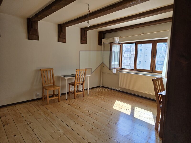 Novaci, Sebastian, inchiriere apartament 3 camere.