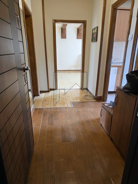 Novaci, Sebastian, inchiriere apartament 3 camere.